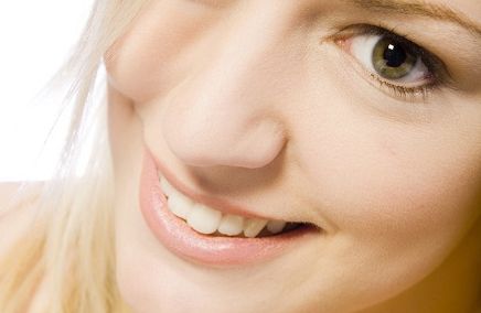 【醫(yī)學(xué)美容】西京醫(yī)院劉恒鑫醫(yī)生的提眉手術(shù)解析，成功案例分享