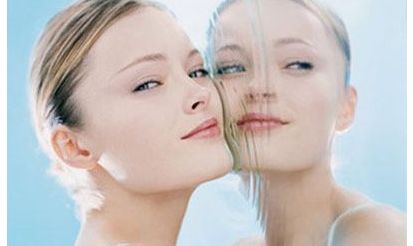 廣州星團(tuán)整形醫(yī)院廖均平醫(yī)生雙眼皮案例分析