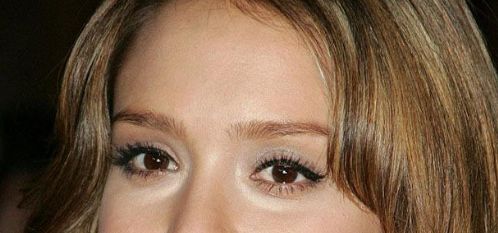 北京美胸經(jīng)驗分享！挑戰(zhàn)極限，張春彥脂肪豐胸心得揭秘