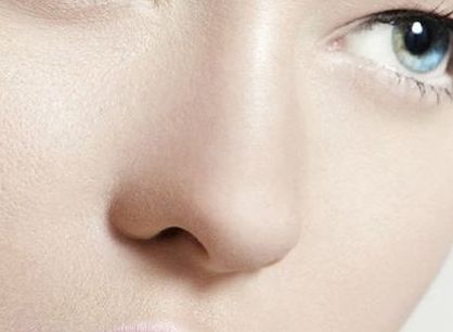 華東地區(qū)著名整形醫(yī)生無創(chuàng)雙眼皮術(shù)咨詢