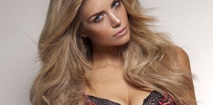 鄭州張芳雙眼皮修復(fù)技術(shù)及成功案例分享