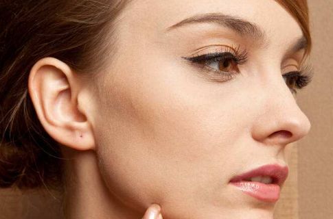 重慶著名整形專家李罡醫(yī)生的故事，口碑如何？注目！李罡醫(yī)生帶你見識(shí)隆胸果圖驚艷分享！