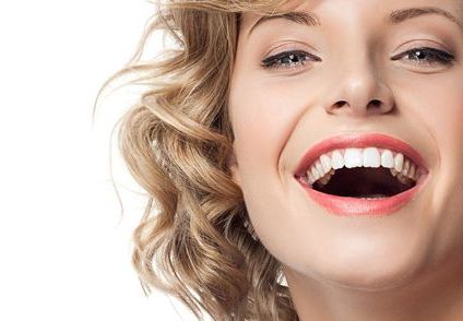 李巍在哈醫(yī)大四院接受雙眼皮修復(fù)，案例曝光后，效果驚人！