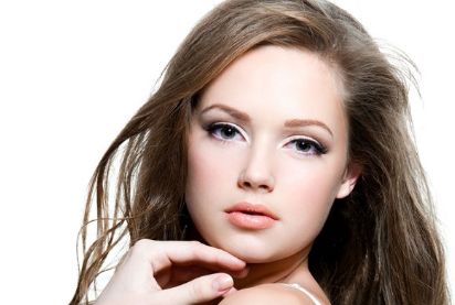 長春盛羽國際醫(yī)美：祛除眼袋變美麗