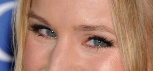 西安碑林童顏堂叢娟醫(yī)生多年經(jīng)驗隆胸術(shù)后效果反饋，醫(yī)生資料詳細揭秘！