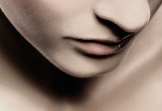 沈陽百嘉麗醫(yī)療美容醫(yī)院李衍江醫(yī)生帶你親身體驗(yàn)雙眼皮手術(shù)