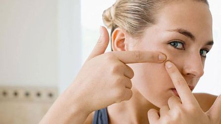 成都眼部整形專家盧元?jiǎng)傖t(yī)生的雙眼皮手術(shù)案例分析