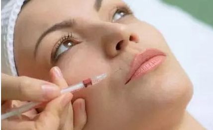 廣東省第二人民醫(yī)院整形科醒目醫(yī)生名冊，高品質(zhì)隆胸手術(shù)體會與大家分享