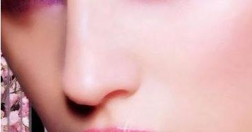 譚曉燕醫(yī)師，專業(yè)隆鼻服務(wù)預(yù)訂指南、案例圖集與價(jià)格明細(xì)2023