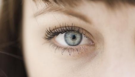 雄偉處宋維銘雙眼皮技巧，醫(yī)生技能與案例震撼展示