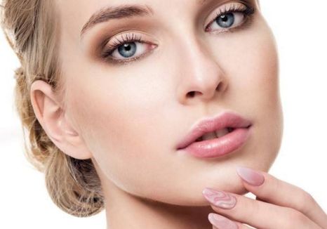 油田總醫(yī)院醫(yī)療美容科：醫(yī)生介紹及眼綜合案例對(duì)比圖分享