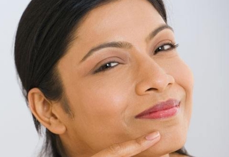 安慶去眼袋不錯的醫(yī)院有哪些？鐳射或手術(shù)更適合？