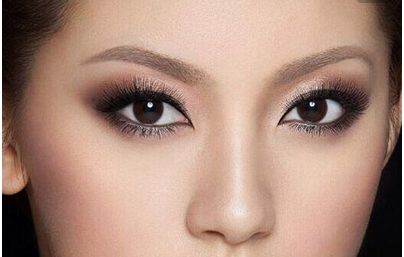 AngelaBaby的面容是否經(jīng)歷過整容？-揭秘真相