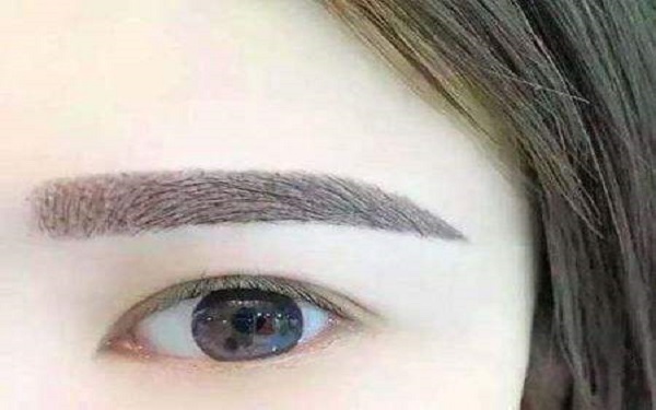 攝影師鏡頭下的醫(yī)美整形模特大片視覺果，真的那么吸引人嗎？