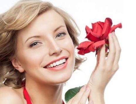 三亞眼袋整形口碑醫(yī)院推薦：遠(yuǎn)離眼袋，恢復(fù)年輕雙眸