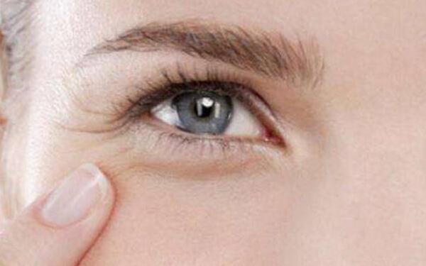 女性脫發(fā)問題困擾，昆明新生植發(fā)專家有何良策？