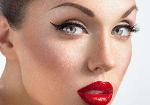 青島哪家醫(yī)院美容整形好頂級(jí)專家支持，技術(shù)獨(dú)步全球！