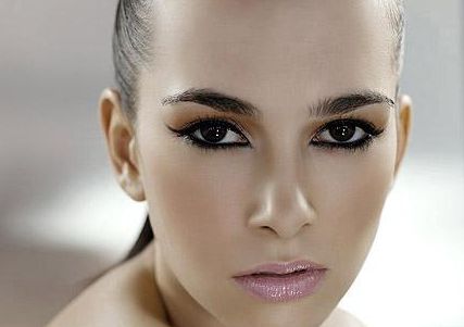 武漢涵美醫(yī)療美容門診部馮幼平醫(yī)生的特長及吸脂瘦臉效果對比展示