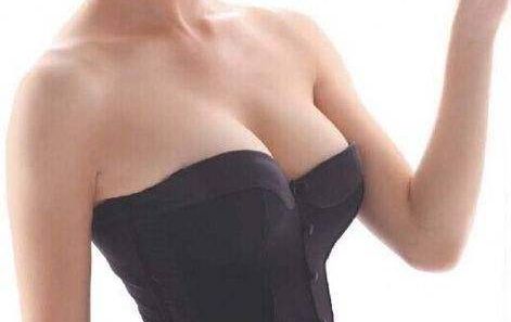 填充豐脂領(lǐng)域?qū)＜宜C萃，哪位國內(nèi)醫(yī)生備受推崇？全面解讀！