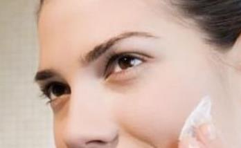 哪位醫(yī)生擅長云南昆明銅雀臺(tái)做鼻子手術(shù)？云南哪家醫(yī)院的整形項(xiàng)目值得關(guān)注？