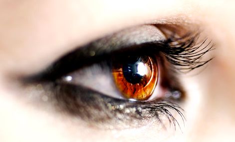 人間芭比整容浪潮：美丑標(biāo)準(zhǔn)的演變與社交媒體的影響