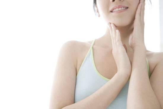 青島眼部整形醫(yī)院中哪些干細(xì)胞祛淚溝專業(yè)權(quán)威？2023年青島干細(xì)胞祛淚溝醫(yī)療機(jī)構(gòu)排名前10強(qiáng)曝光！