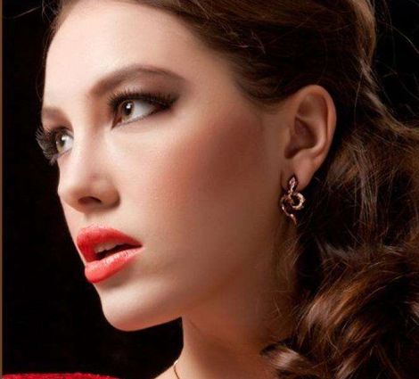 駐馬店口碑十強整形醫(yī)院特色解析，額頭膨體技術揭秘！