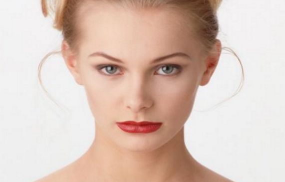 北京哪家醫(yī)院做鼻基底填充好？