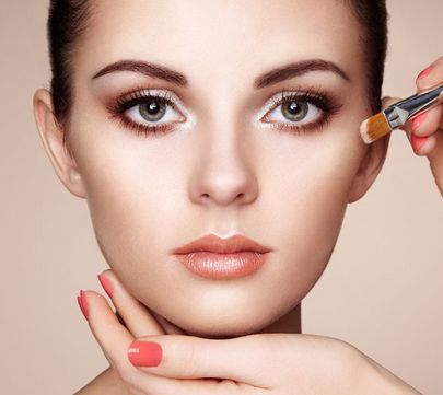 布蘭妮整容了嗎？揭秘她美貌背后的秘密