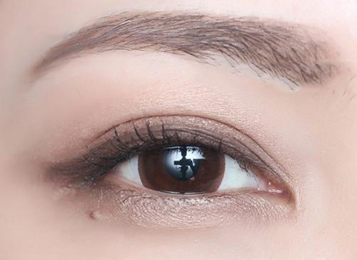 眉弓自體脂肪填充真的靠譜嗎？填充過程是否存在風(fēng)險(xiǎn)？