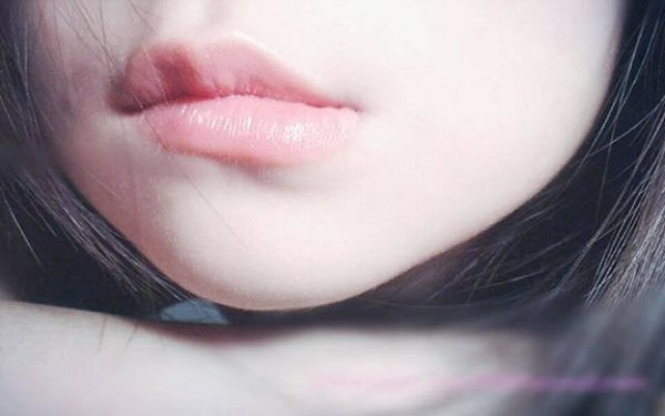 娛樂(lè)圈真的存在純友誼嗎？看張藝凡與虞書欣的打call就知道了