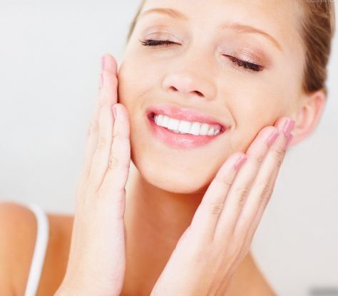 青島身體吸脂體雕領(lǐng)先醫(yī)院推薦，2023非常受歡迎的美容機(jī)構(gòu)排名公布！