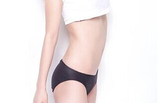 吳世勛的外貌變化引發(fā)猜測，究竟是整容還是成長的自然變化？