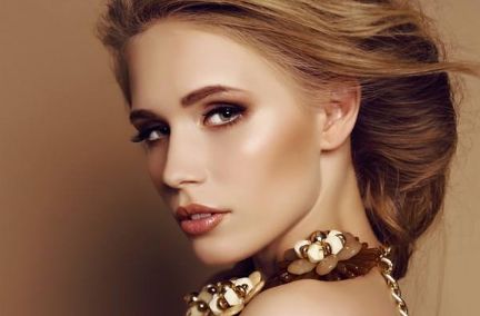 馮立哲面部提升專業(yè)經(jīng)驗(yàn)豐富，北京地區(qū)深受好評(píng)！