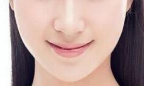 為什么隆鼻時使用硅膠假體會透光？該如何處理？