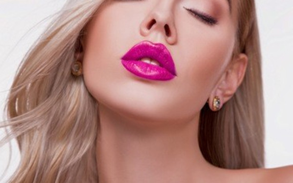 如何實(shí)現(xiàn)韓式翹睫雙眼皮的深邃眼神？