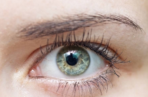 允兒整容前后臉型是否巨變？她接受了哪些手術？