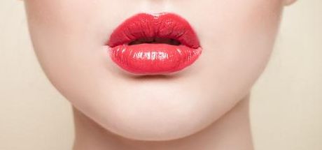 上海醫(yī)療美容哪家醫(yī)院好？專家推薦引領(lǐng)行業(yè)的醫(yī)療美容機構(gòu)有哪些？