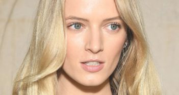 武漢全飛秒手術(shù)價(jià)格及恢復(fù)期：詳細(xì)了解全飛秒手術(shù)費(fèi)用與恢復(fù)時(shí)間