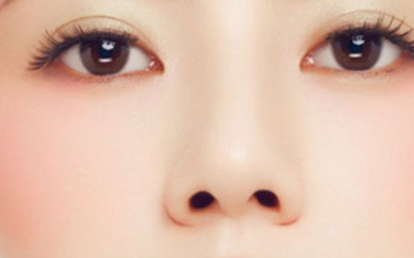雙眼皮貼變成三眼皮可以恢復(fù)嗎？貼雙眼皮貼的危害有哪些？