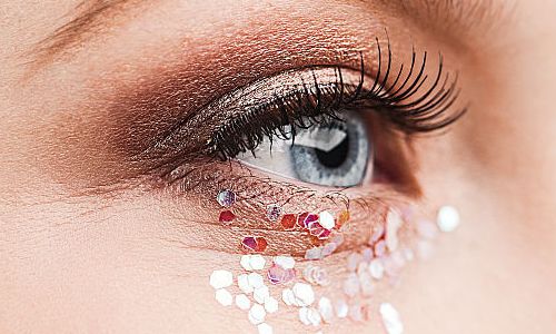 選擇正規(guī)醫(yī)院，詳細了解大連地區(qū)鼻翼縮小手術！