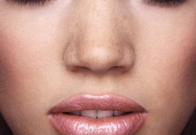 E光祛痘的價(jià)格與收費(fèi)標(biāo)準(zhǔn)是怎樣的？療程費(fèi)用如何確定？