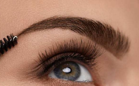 天生皮膚黑，有哪些方法能快速美白？