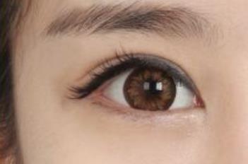 白瓷娃娃需要支付多少費(fèi)用？是否按療程設(shè)置收費(fèi)標(biāo)準(zhǔn)？