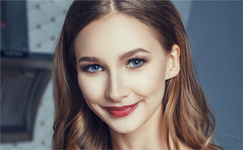 韶關(guān)粵北醫(yī)院美容科優(yōu)勢是否顯著？李春蘭醫(yī)生是否值得信賴？