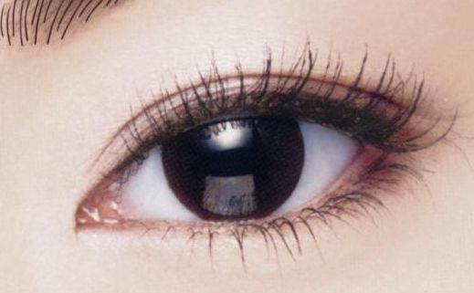 揭秘李倩整容真相：傳聞與事實的對比