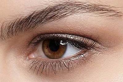 揭秘李小璐：曝光她的整容過程與效果！