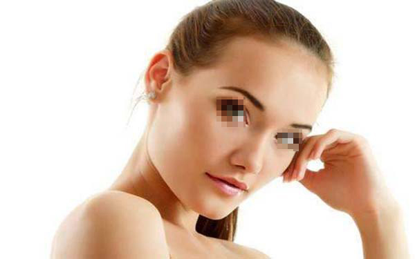 如何使用點陣激光去青春痘？費用是多少呢？