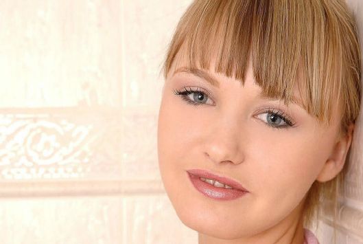 教海華整容了嗎？揭秘明星海華整容傳聞