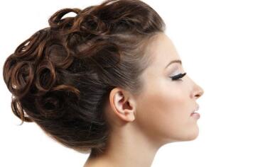 東方神起金在中整容是真的還是假的？金在中個人資料揭秘